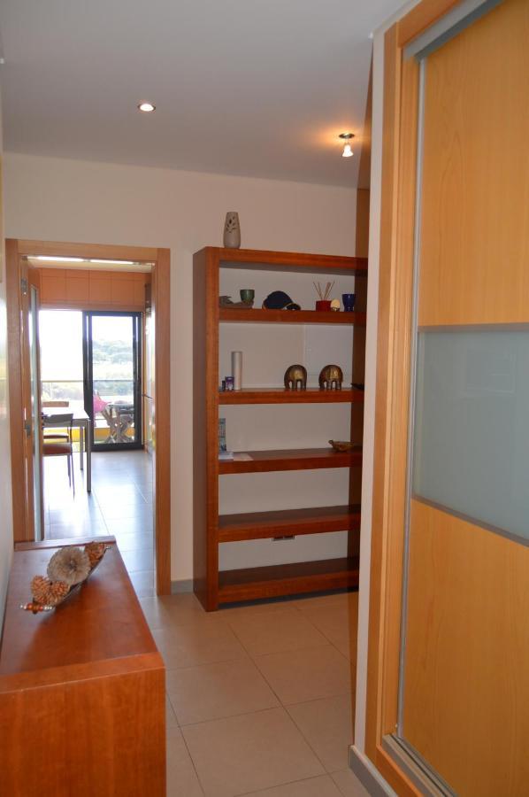 Apartamento Frente Ao Mar Com Piscina De Agua Salgada クアルテイラ エクステリア 写真