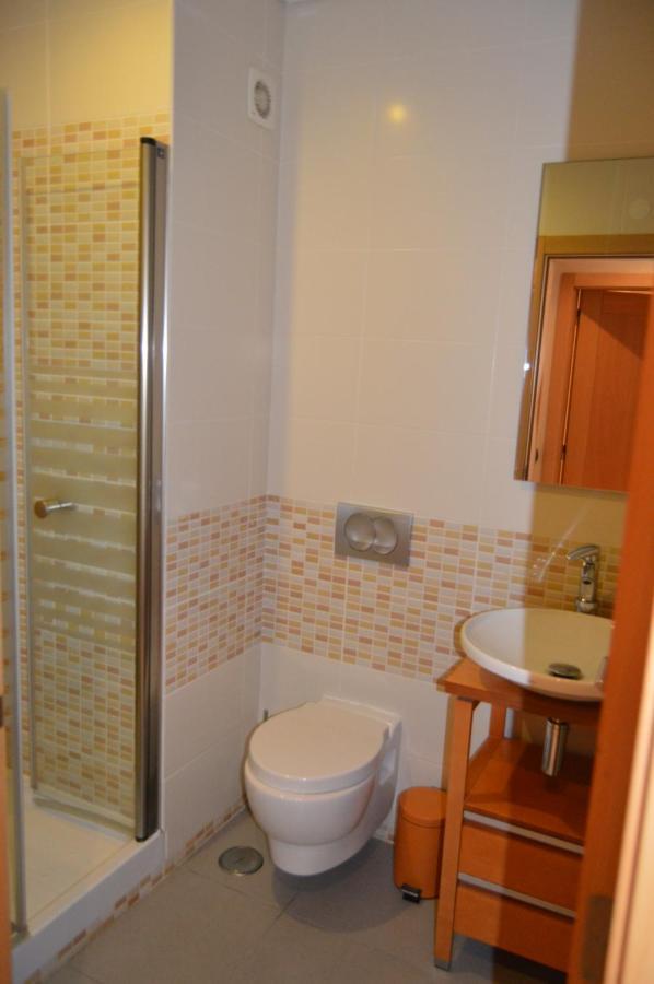 Apartamento Frente Ao Mar Com Piscina De Agua Salgada クアルテイラ エクステリア 写真